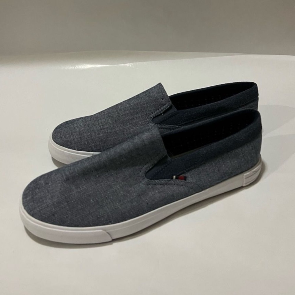 Ben Sherman loafer, size 12, very light blue/gray.